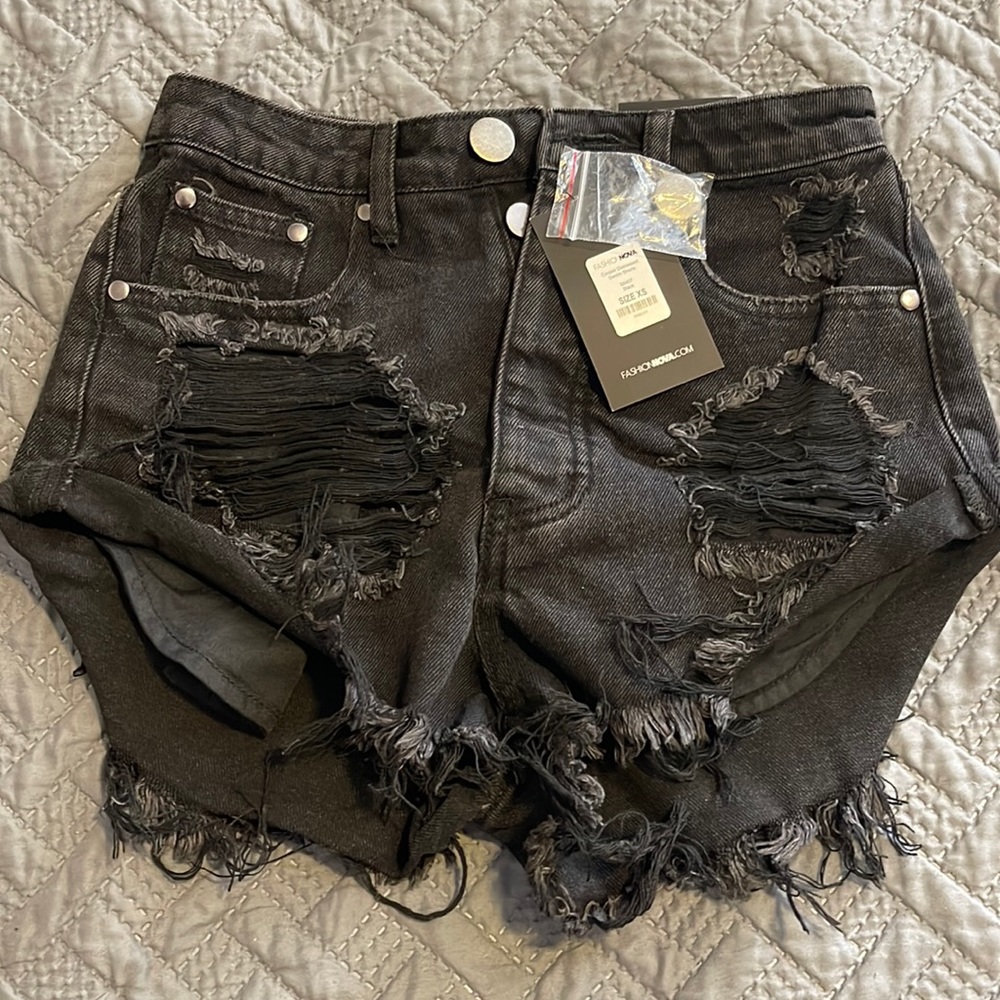 Bootie shorts